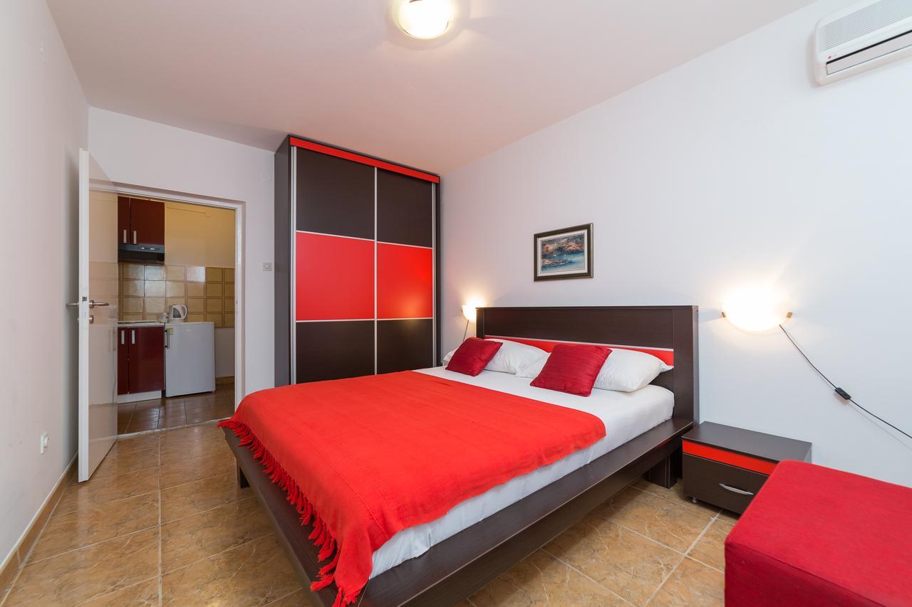 Sofija Apartments Sveti Stefan Bagian luar foto