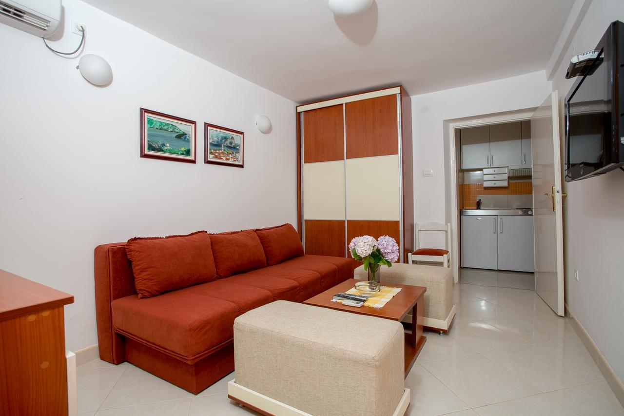 Sofija Apartments Sveti Stefan Bagian luar foto