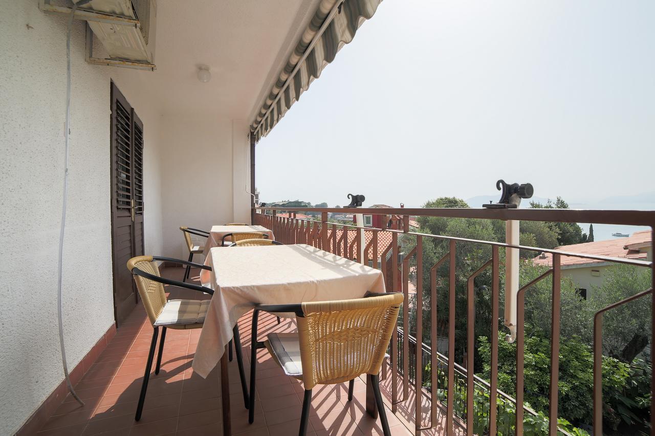 Sofija Apartments Sveti Stefan Bagian luar foto